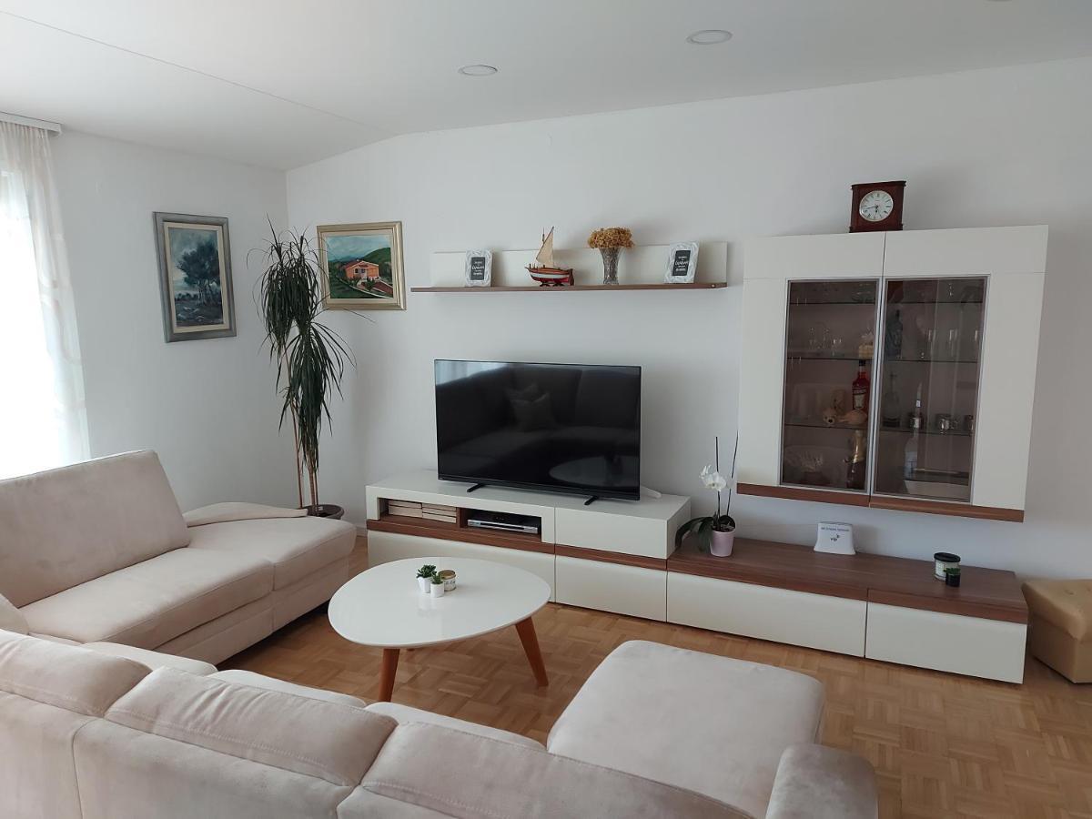 Apartman Mb Podstrana Exteriér fotografie